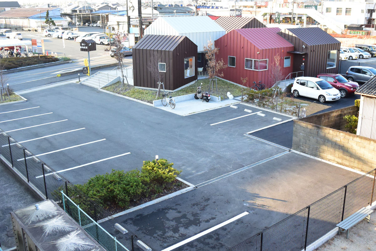 駐車場12台完備
